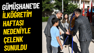 Gümüşhane’de İlköğretim Haftası Nedeniyle Çelenk Sunuldu