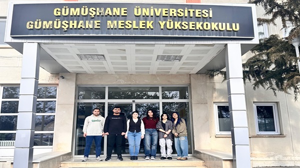 Gümüşhane Meslek Yüksekokulu öğrencilerinin burs başarısı